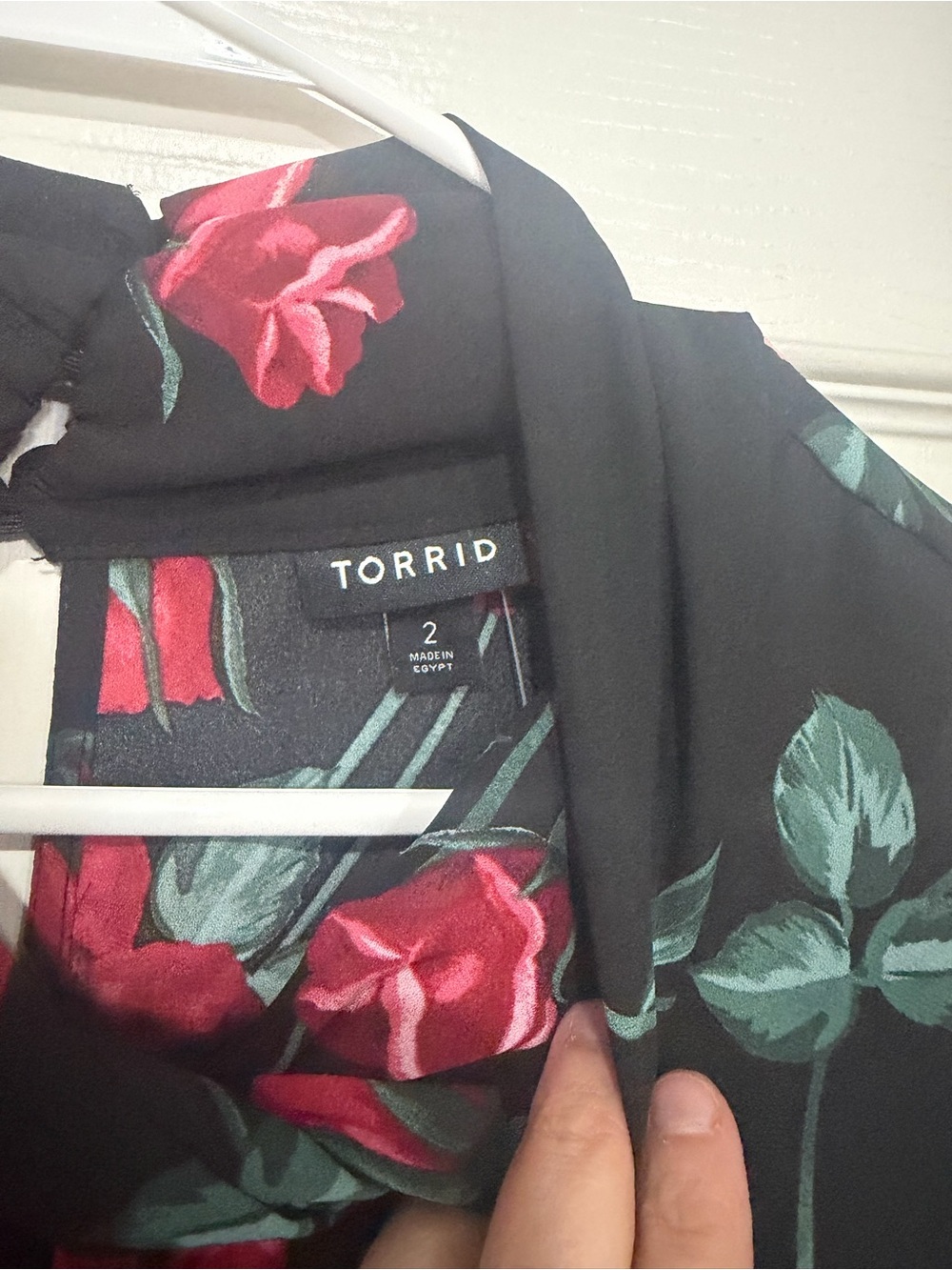 Torrid Sleeveless Black Floral Tie-Neck Blouse - Red Rose Print - Picture 2 of 5